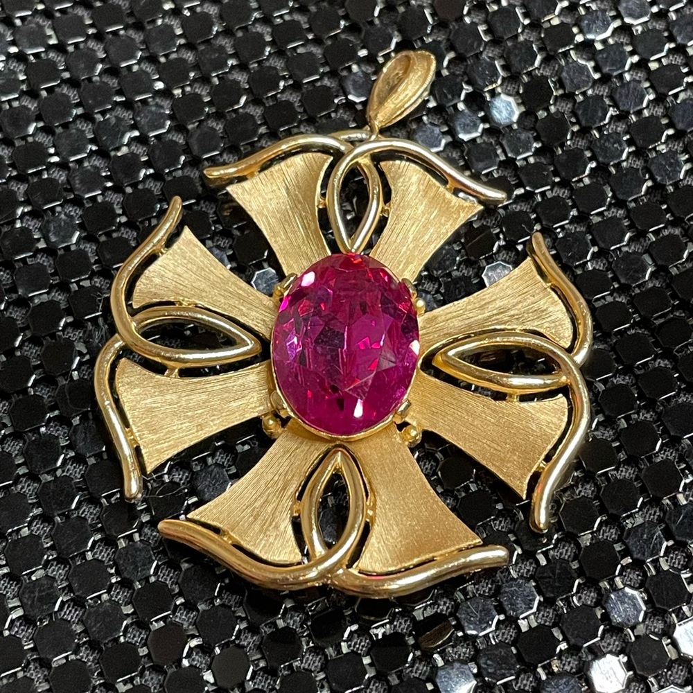 Vintage 1960's Crown Trifari Flower Pendant Ruby Rhinestone.